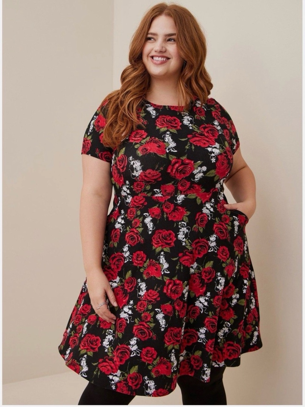 Torrid Plus Size 2 Disney Minnie Mouse Roses Heart Back Cutout Foxy Skater Dress